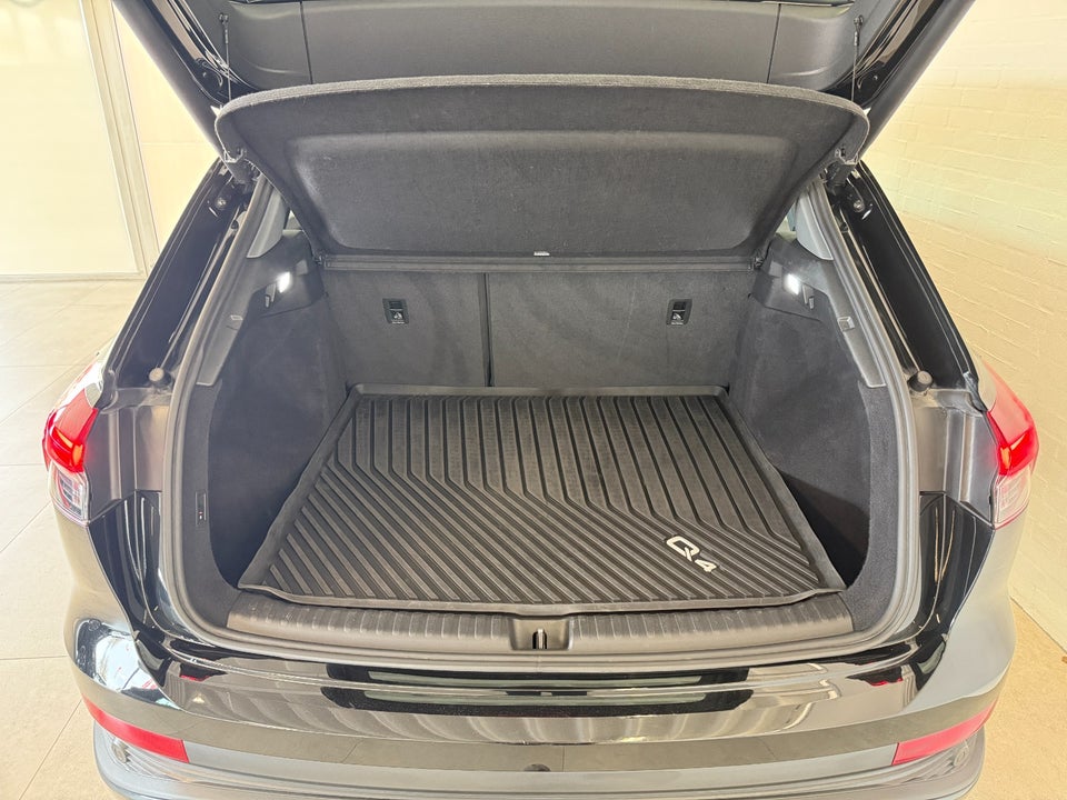 Audi Q4 e-tron 40 Advanced 5d