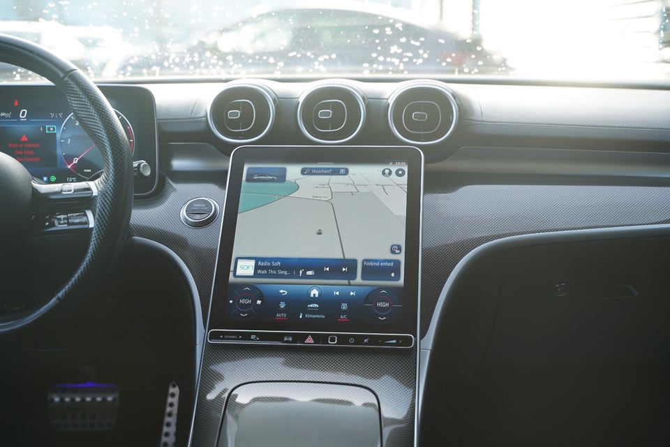 Mercedes C220 d 2,0 AMG Line stc. aut. 5d