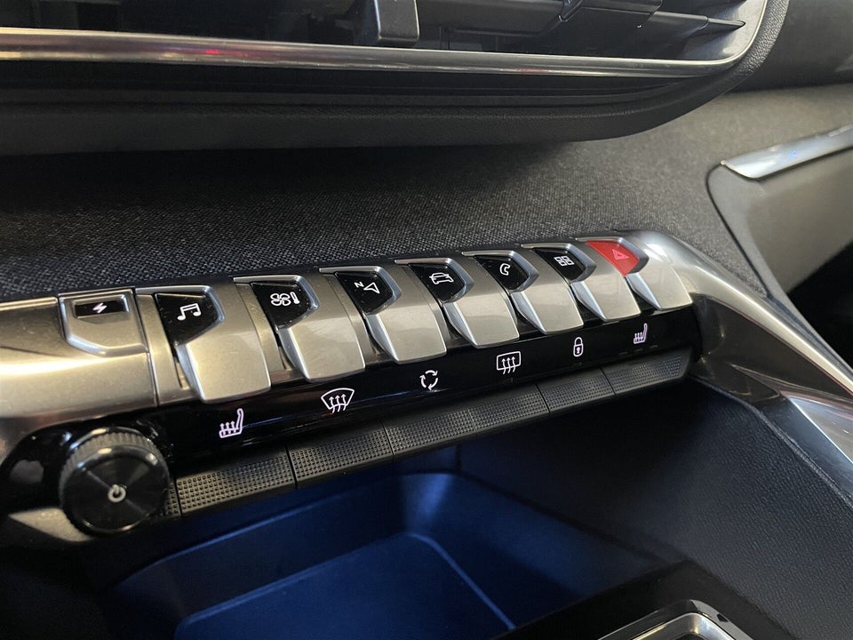 Peugeot 3008 1,6 Hybrid Allure Pack EAT8 5d