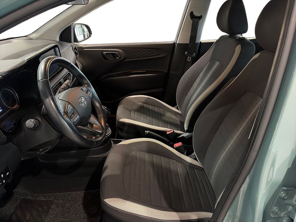 Hyundai i10 1,0 MPi Essential AMT 5d