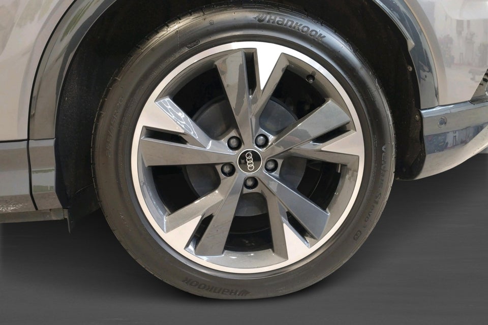 Audi Q4 e-tron 45 S-line Edition 5d