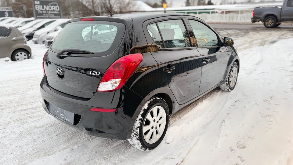 Hyundai i20 1,25 Classic XTR 5d