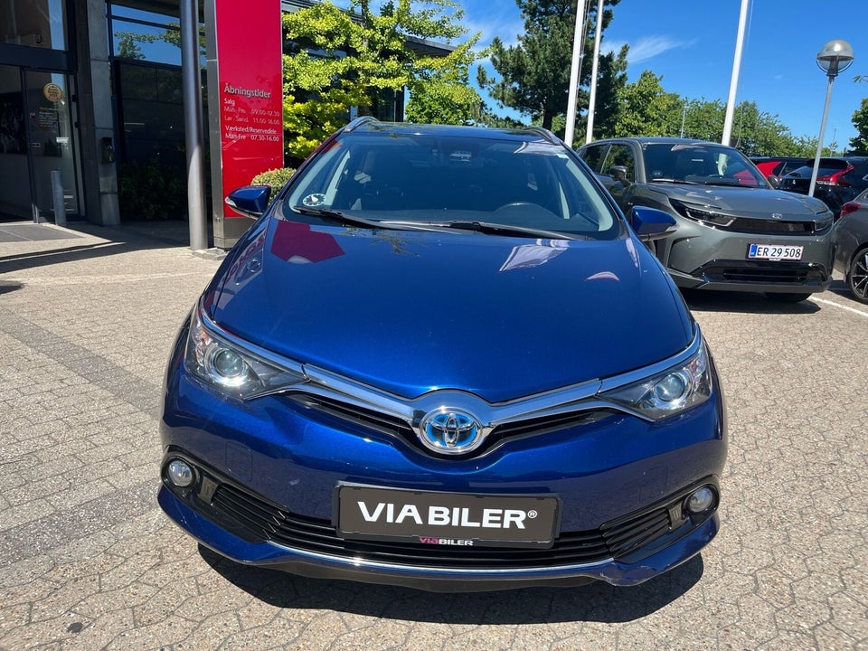 Toyota Auris 1,8 Hybrid H2 Comfort Touring Sports CVT 5d