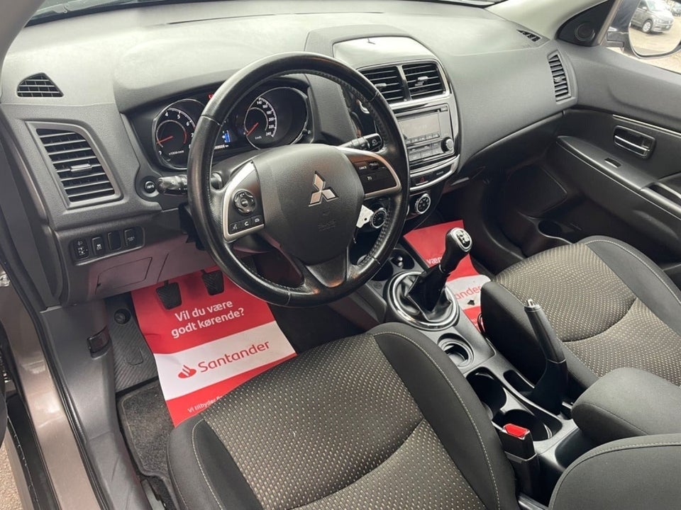 Mitsubishi ASX 1,6 Invite 5d