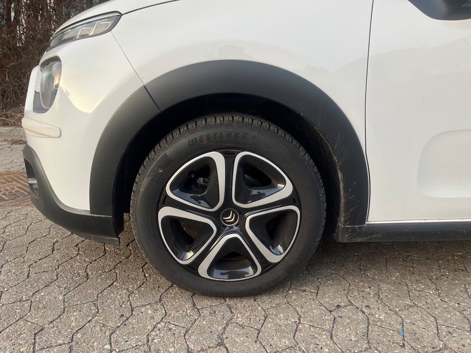 Citroën C3 1,2 PureTech 83 Shine 5d