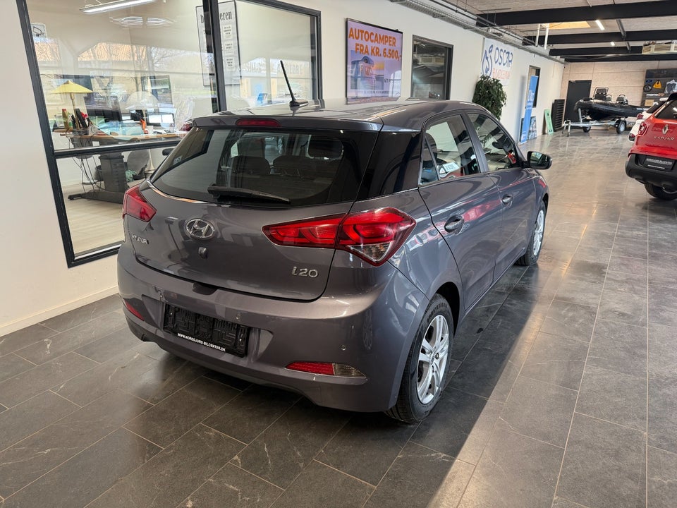 Hyundai i20 1,25 Vision 5d