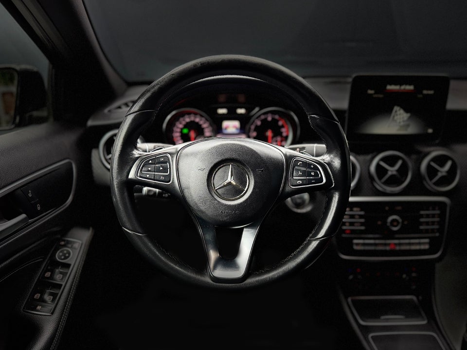 Mercedes A180 d 1,5 Edition aut. 5d