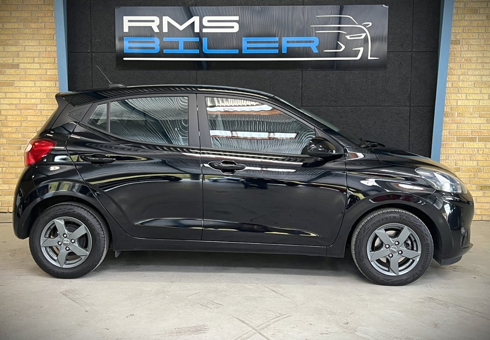 Hyundai i10 1,0 MPi Essential 5d