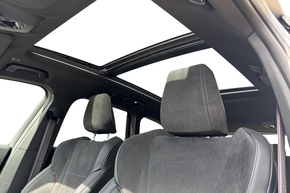 BMW iX1 eDrive20 Superchraged 5d