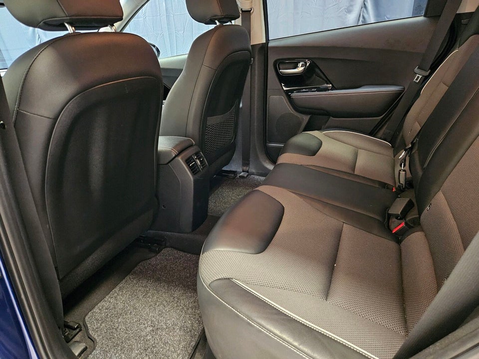 Kia e-Niro 64 Advance 5d
