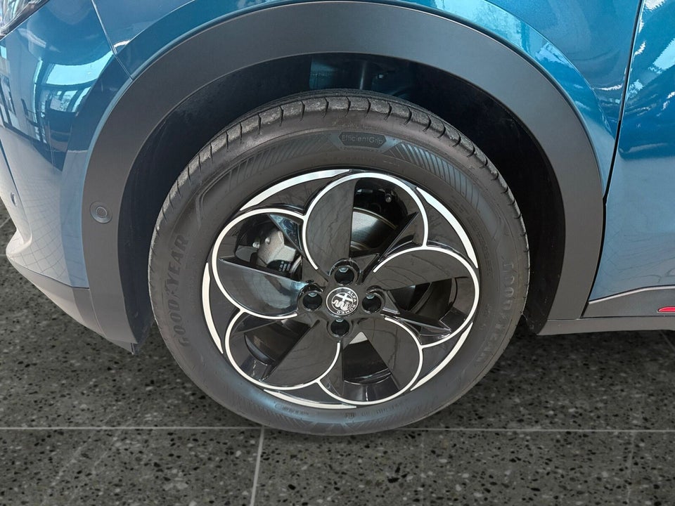 Alfa Romeo Junior Elettrica Speciale 5d