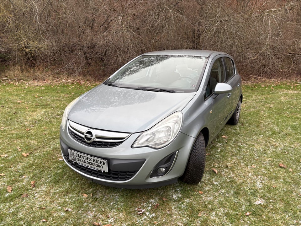 Opel Corsa 1,4 16V Cosmo 5d