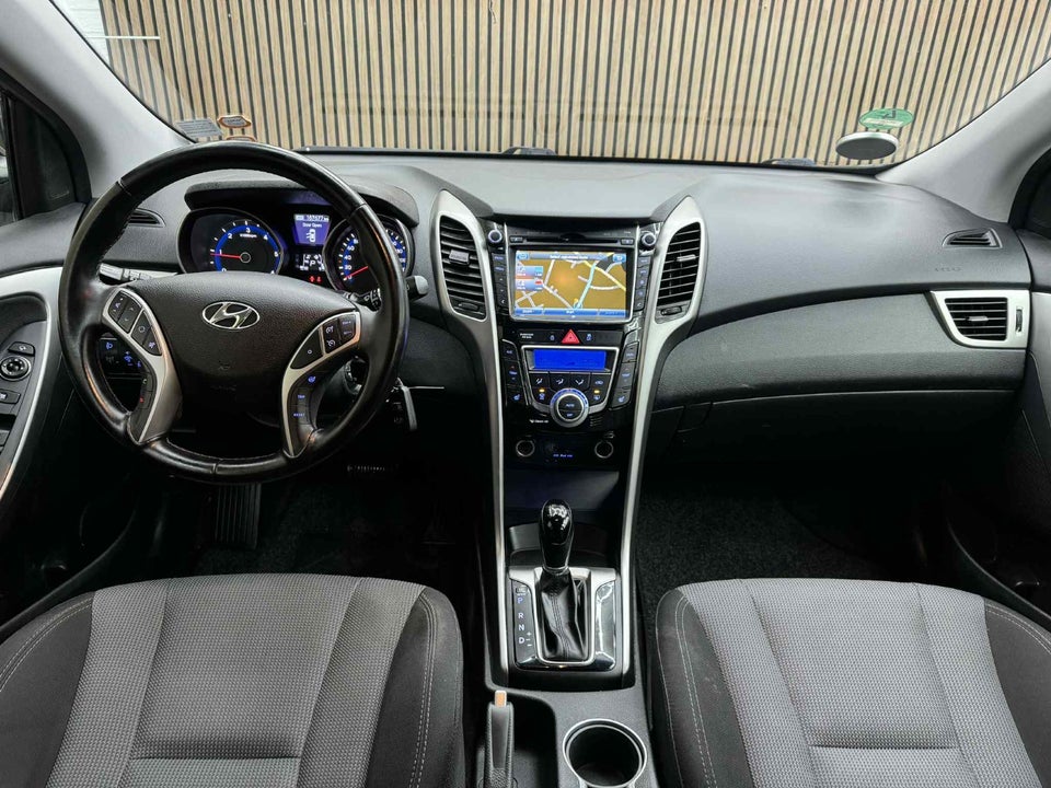 Hyundai i30 1,6 CRDi 128 Style aut. 5d