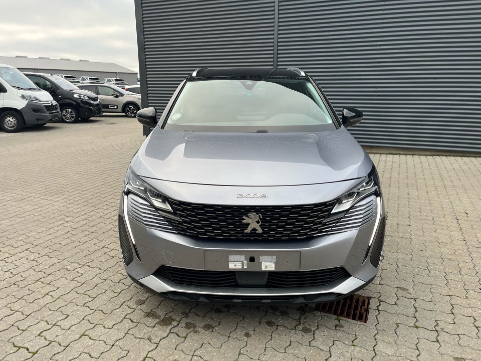 Peugeot 3008 1,6 Hybrid First Selection EAT8 5d