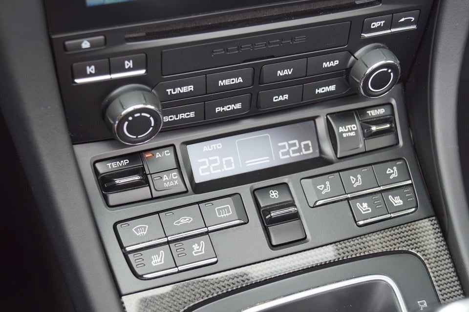 Porsche 911 Carrera 4 GTS 3,0 Cabriolet PDK 2d