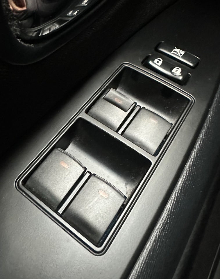 Toyota Avensis 1,8 VVT-i T2 Touch stc. 5d