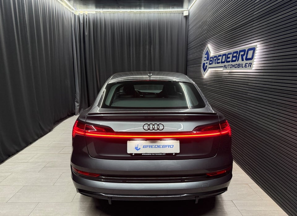 Audi e-tron 55 S-line Sportback quattro 5d