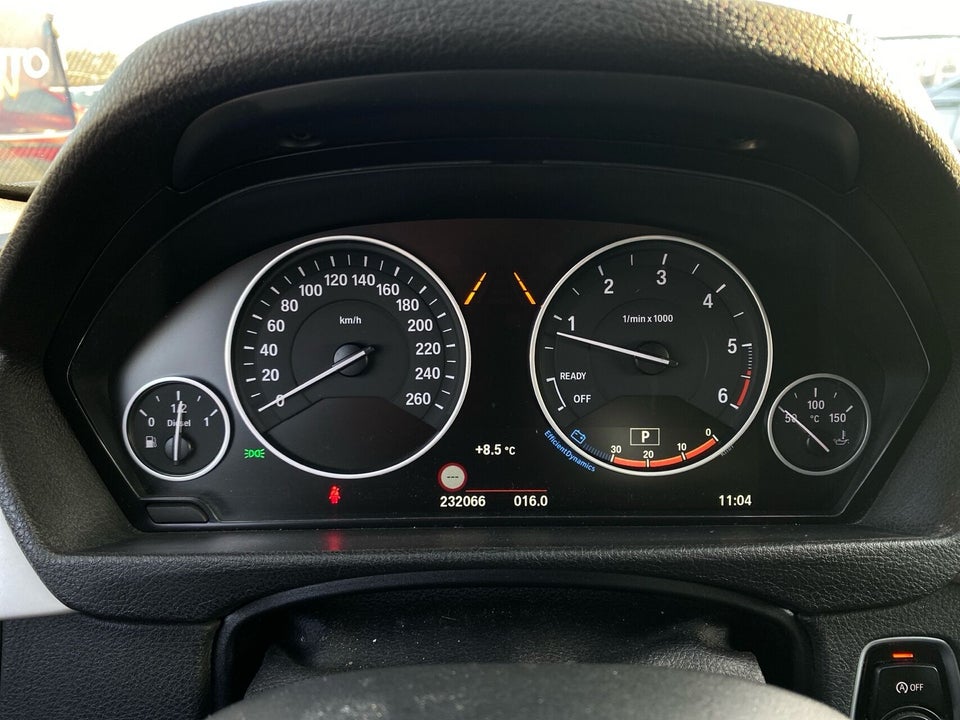 BMW 320d 2,0 Touring aut. 5d