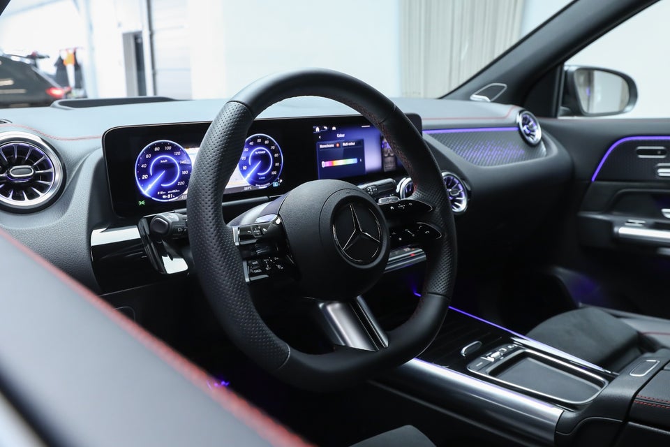 Mercedes EQA250+ AMG Premium 5d