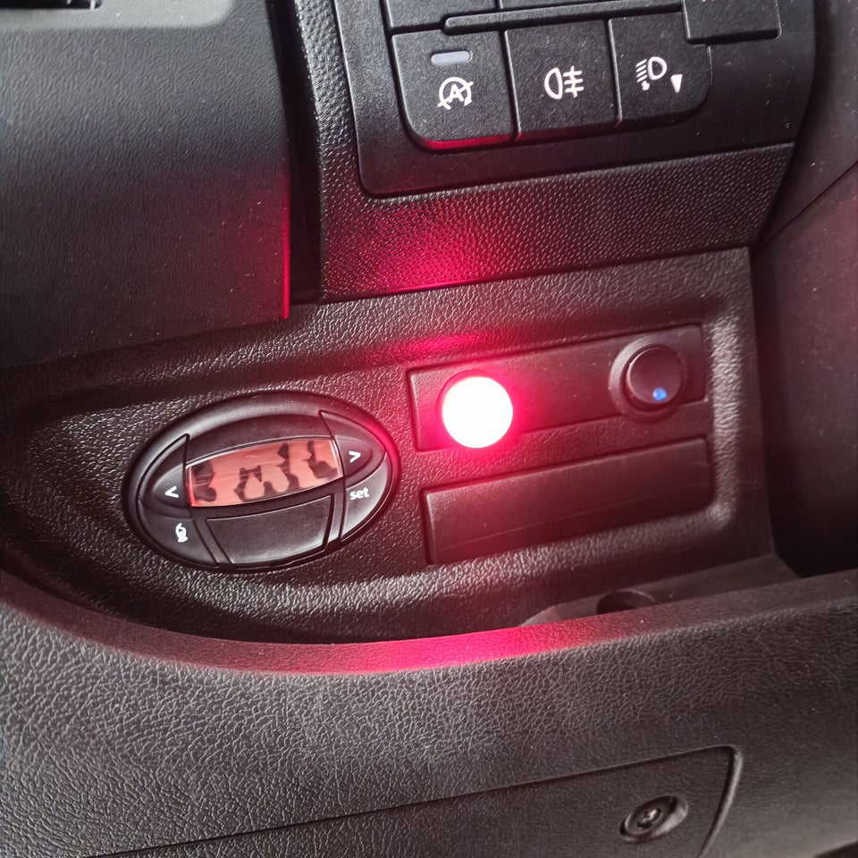 Peugeot Boxer 335 2,2 BlueHDi 165 L2 Plus Alukasse