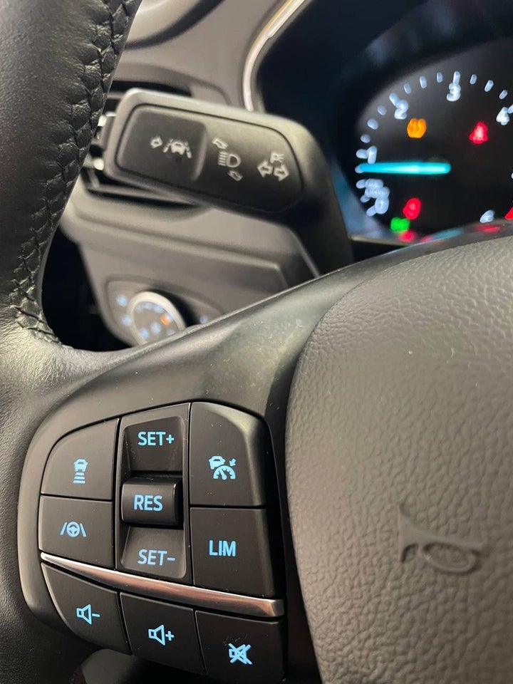 Ford Focus 1,5 EcoBlue Titanium stc. aut. 5d