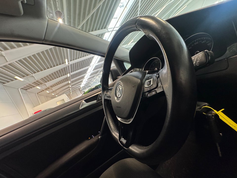 VW Golf VII 1,4 TSi 125 Comfortline Variant 5d
