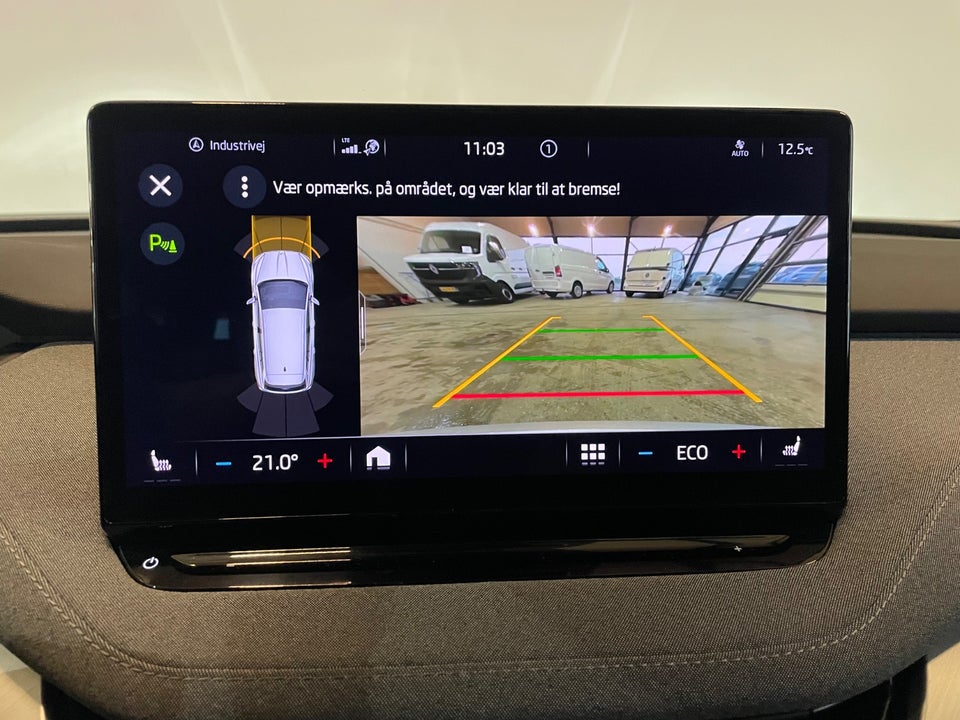 Skoda Enyaq 60 iV Loft 5d