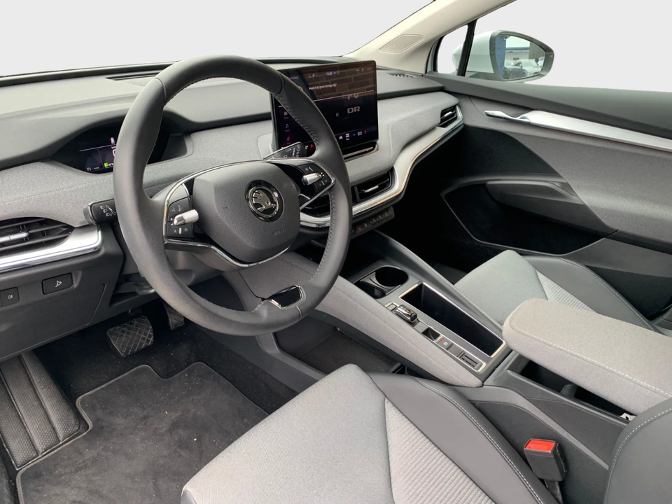 Skoda Enyaq 60 iV Loft 5d