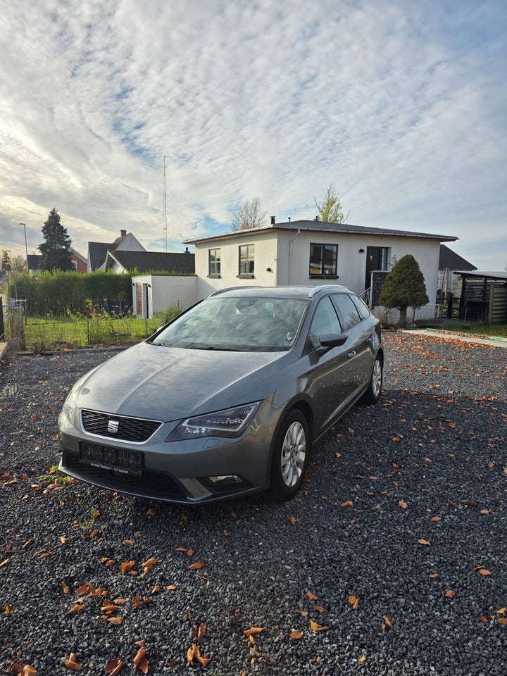 Seat Leon 1,6 TDi 110 Style Barcelona ST 5d