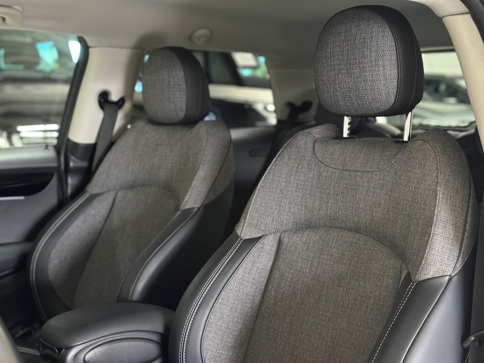 MINI Cooper SE Classic Trim 3d