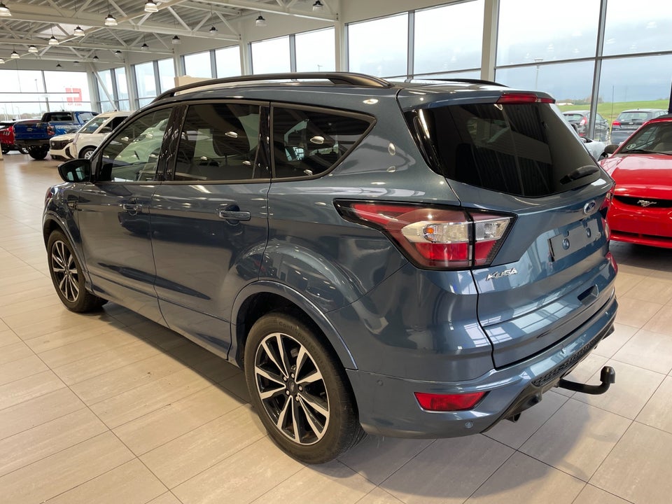 Ford Kuga 1,5 EcoBoost ST-Line 5d