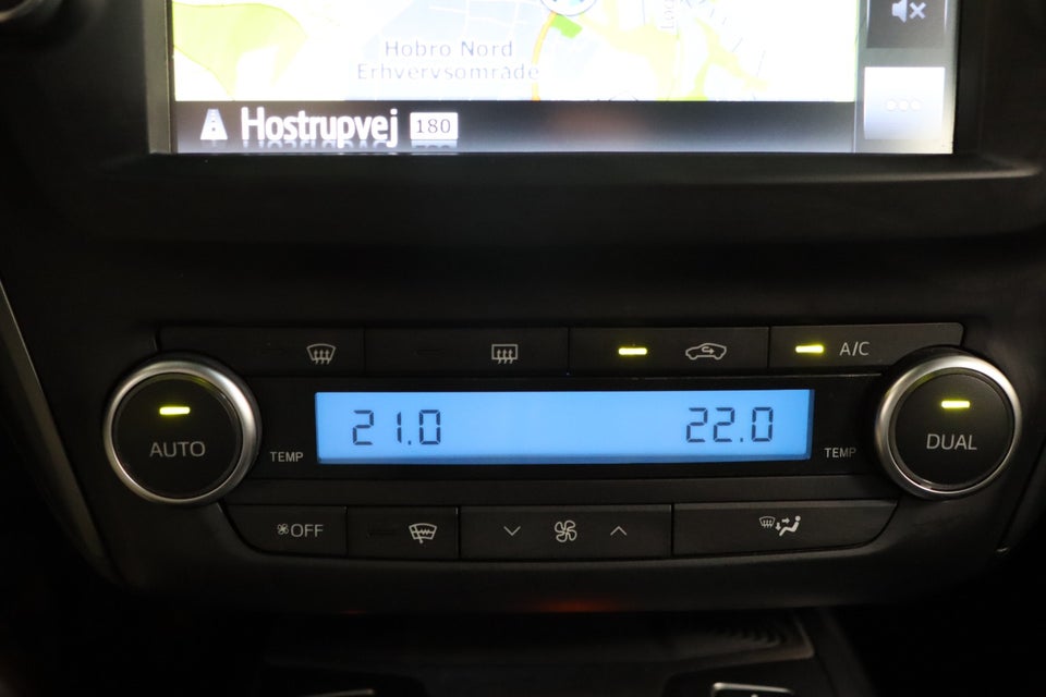 Toyota Avensis 1,8 VVT-i T2 Selected Touring Sports MDS 5d