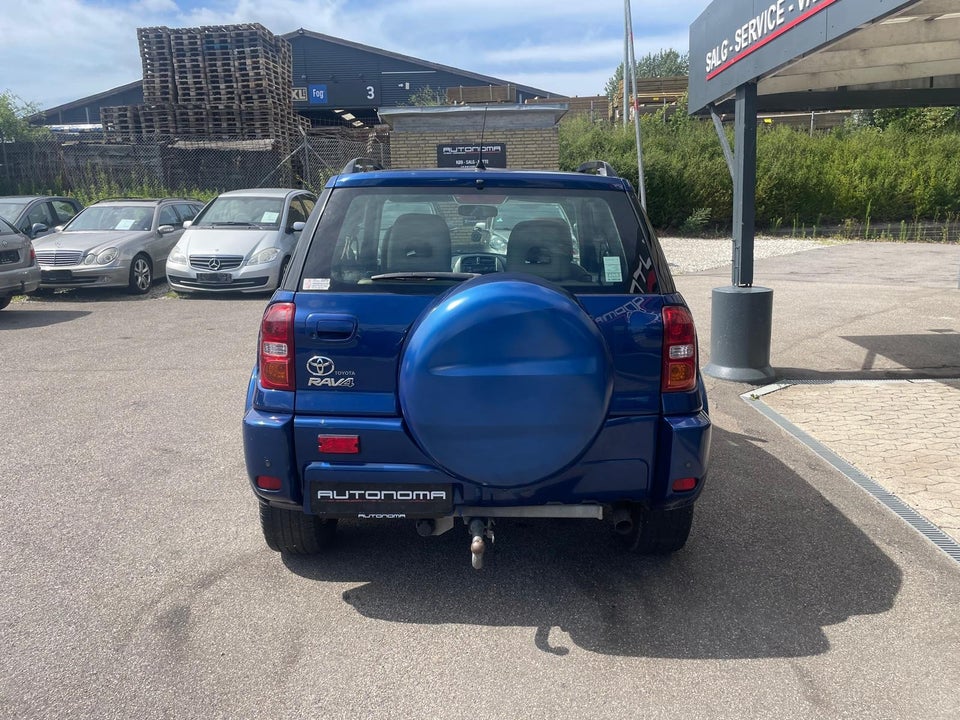 Toyota RAV4 2,0 VVT-i aut. 4x4 3d