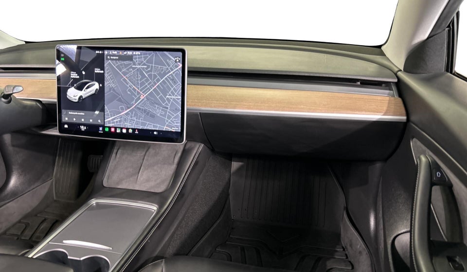 Tesla Model 3 Standard Range+ RWD 4d