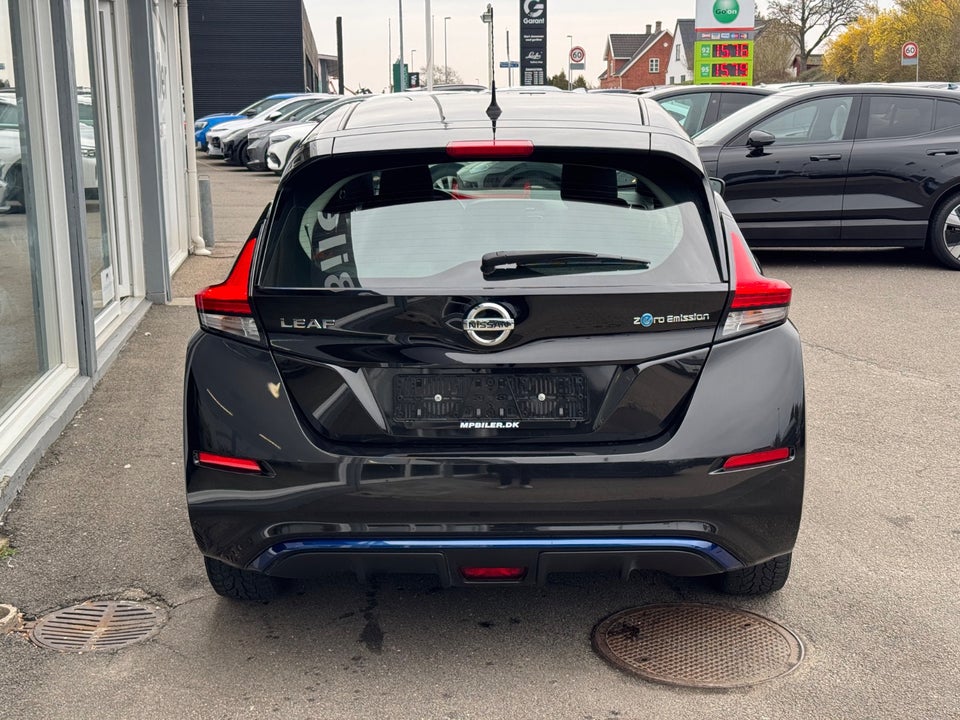 Nissan Leaf 40 Acenta 5d