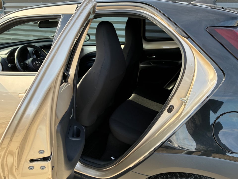 Toyota Aygo X 1,0 Air Pulse s-CVT 5d