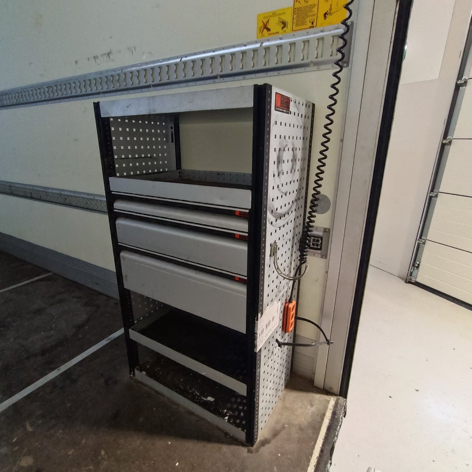 Iveco Daily 3,0 35S18 4100mm Lad AG8