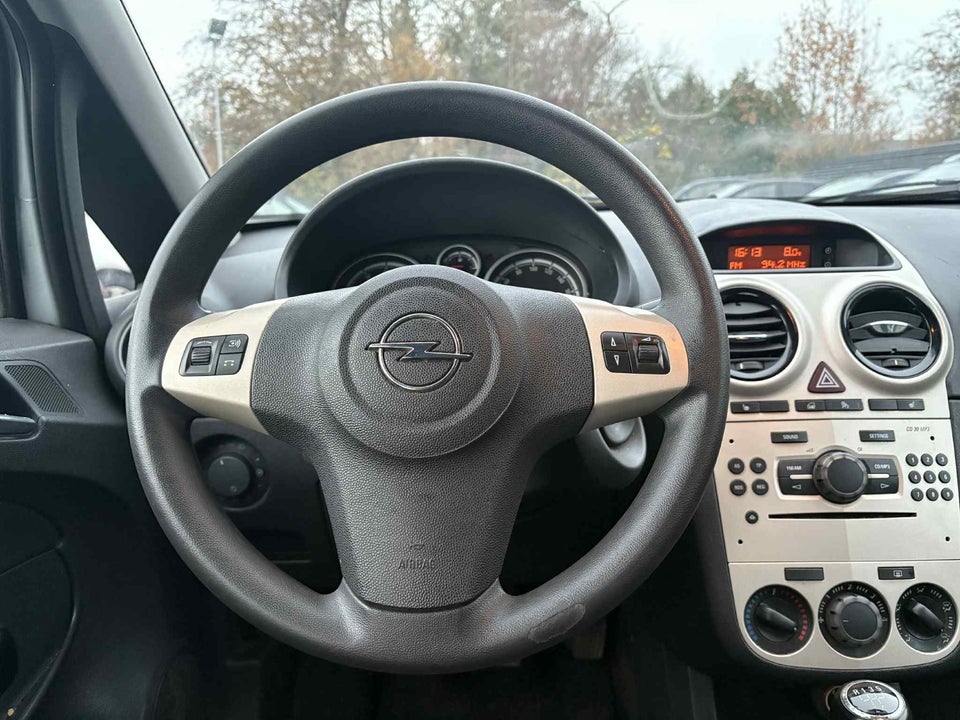 Opel Corsa 1,2 16V Enjoy 5d