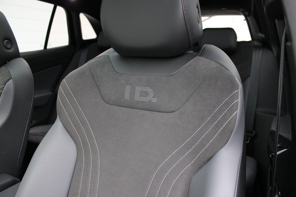 VW ID.4 77 Style 5d
