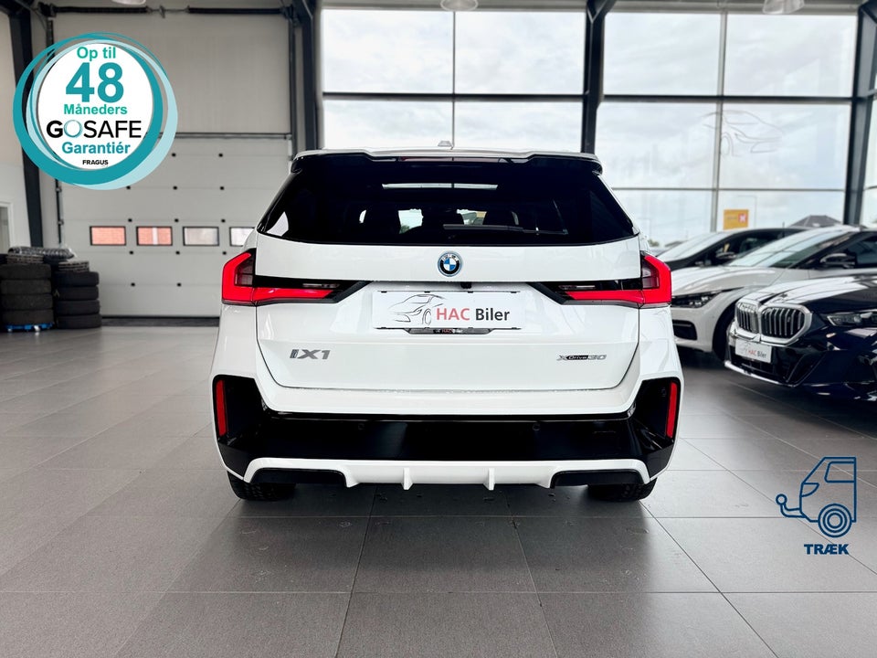 BMW iX1 xDrive30 Fully Charged M-Sport 5d