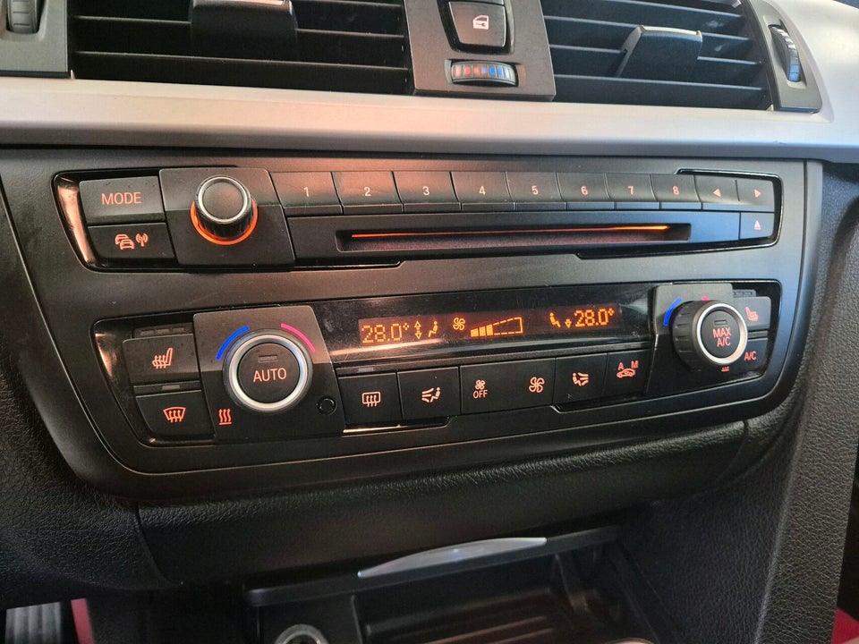 BMW 320d 2,0 aut. 4d