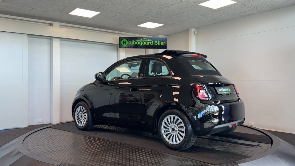 Fiat 500e 42 (RED) Cabrio 2d