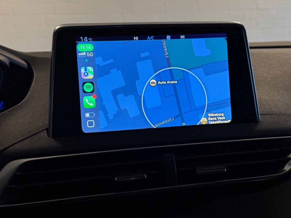 Peugeot 5008 1,6 BlueHDi 120 Allure 7prs 5d