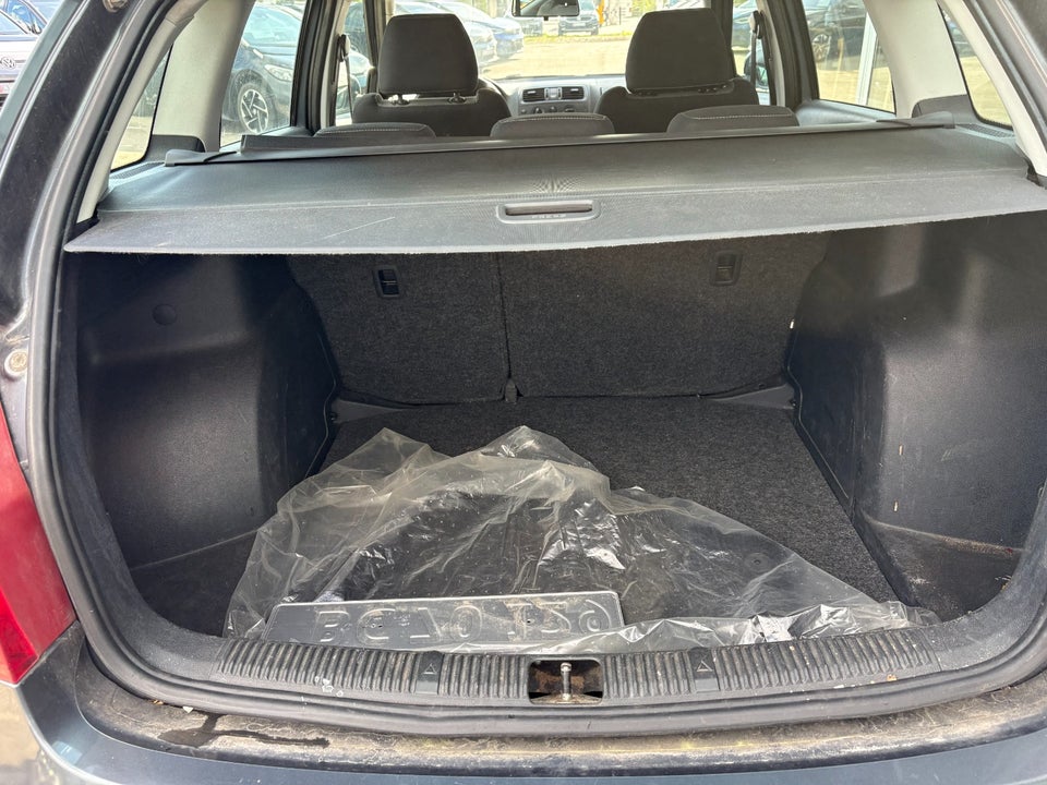 Skoda Fabia 1,2 12V Ambiente Combi 5d