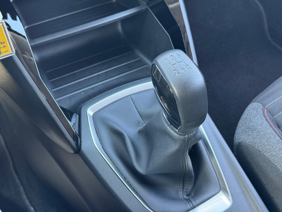Peugeot 208 1,2 PureTech 75 Active 5d