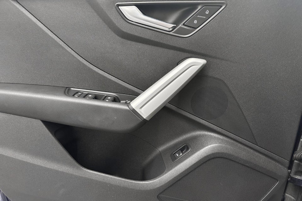 Audi Q2 35 TFSi Prestige S-tr. 5d