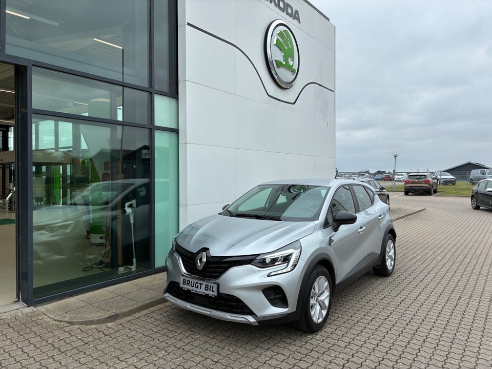 Renault Captur 1,6 E-Tech Zen 5d