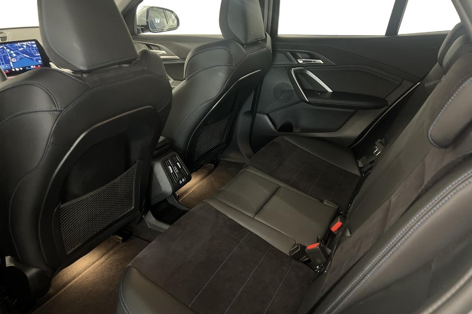 BMW iX2 eDrive20 M-Sport 5d