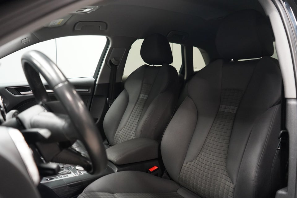 Audi A3 40 TFSi Sport Limited Sportback S-tr. 5d