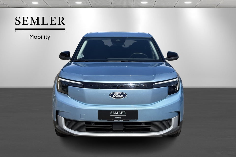 Ford Explorer 77 Select Extended Range 5d
